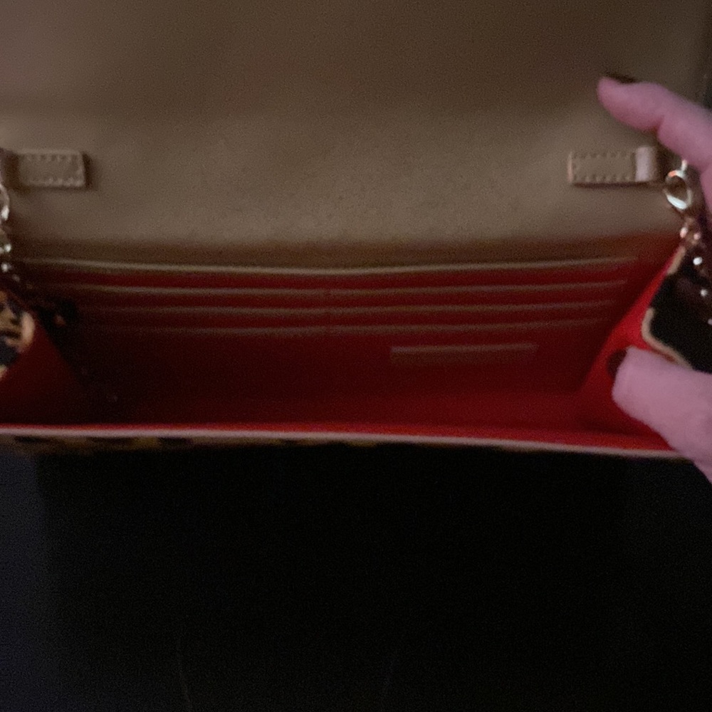 Purse - Picture 3 of 4